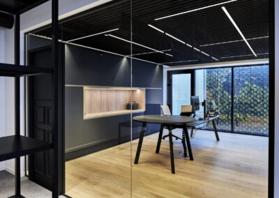 Artico Interieur - Kantoren Orfit Industries Kantoorinrichting