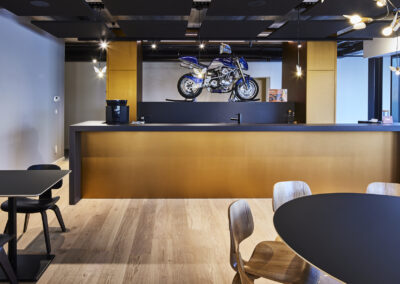 Artico Interieur - Kantoren Orfit Industries Kantoorinrichting